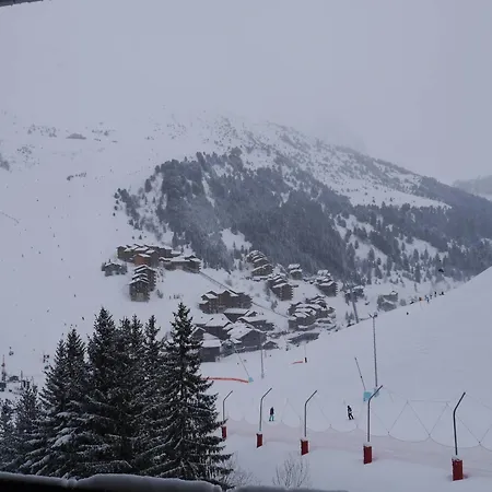 Renove Avec Balcon Au Coeur De • Label • Non-fumeur • Casier A Skis • Ascenseur - Fr-1-355-31 Méribel